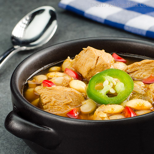 Chunky Chicken Chili with Green Chilies