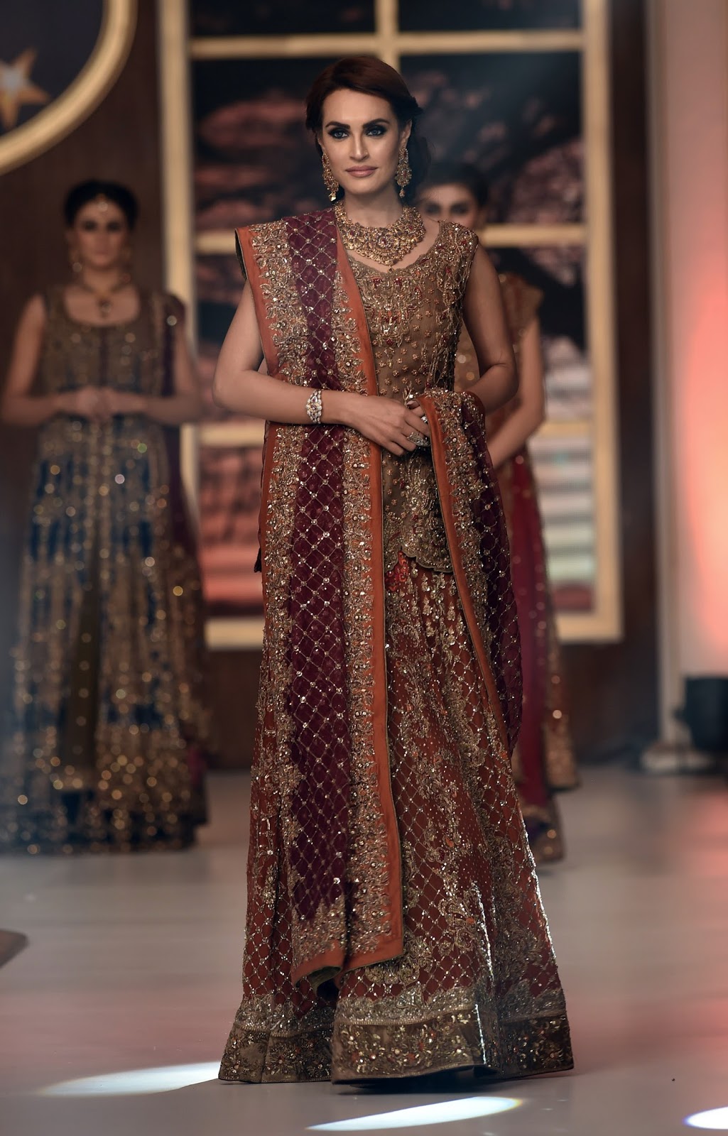 HD Photos: Pakistan Fashion Bridal Couture Week 2015 Lahore in HD Pictures