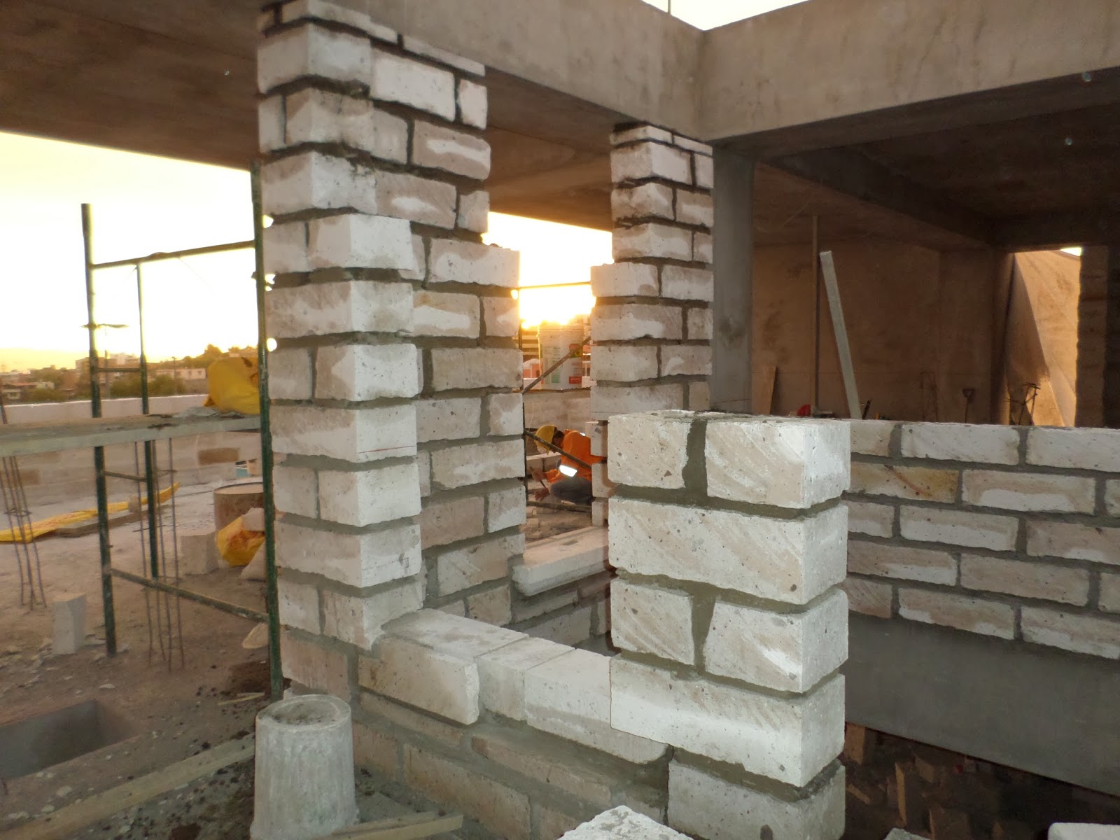 OBRA PUENTE BLOGNESI: febrero 2014