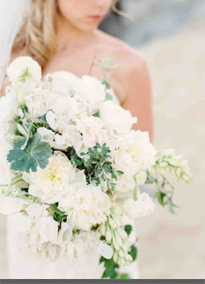 White Wedding Flowers Ideas