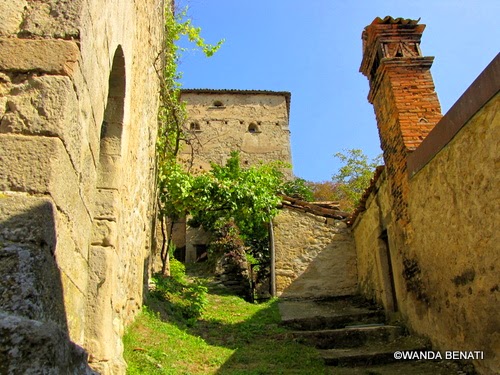 Appennino bolognese: il borgo medievale di La Scola 