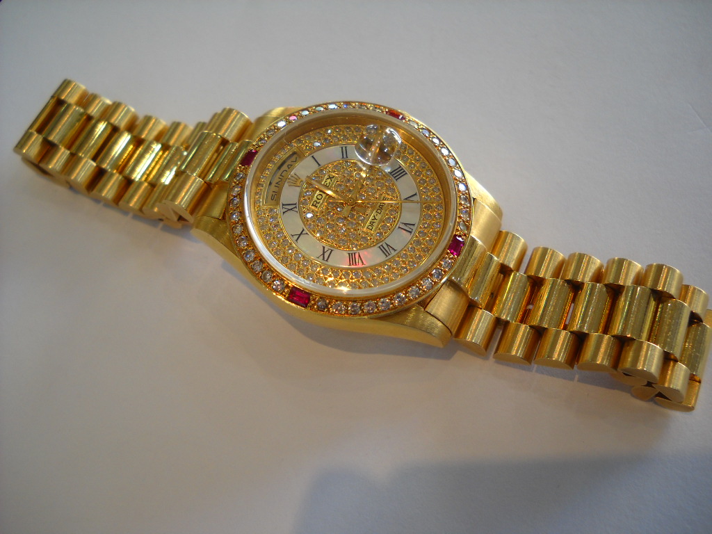 Nazman Enterprise Jam Tangan Emas