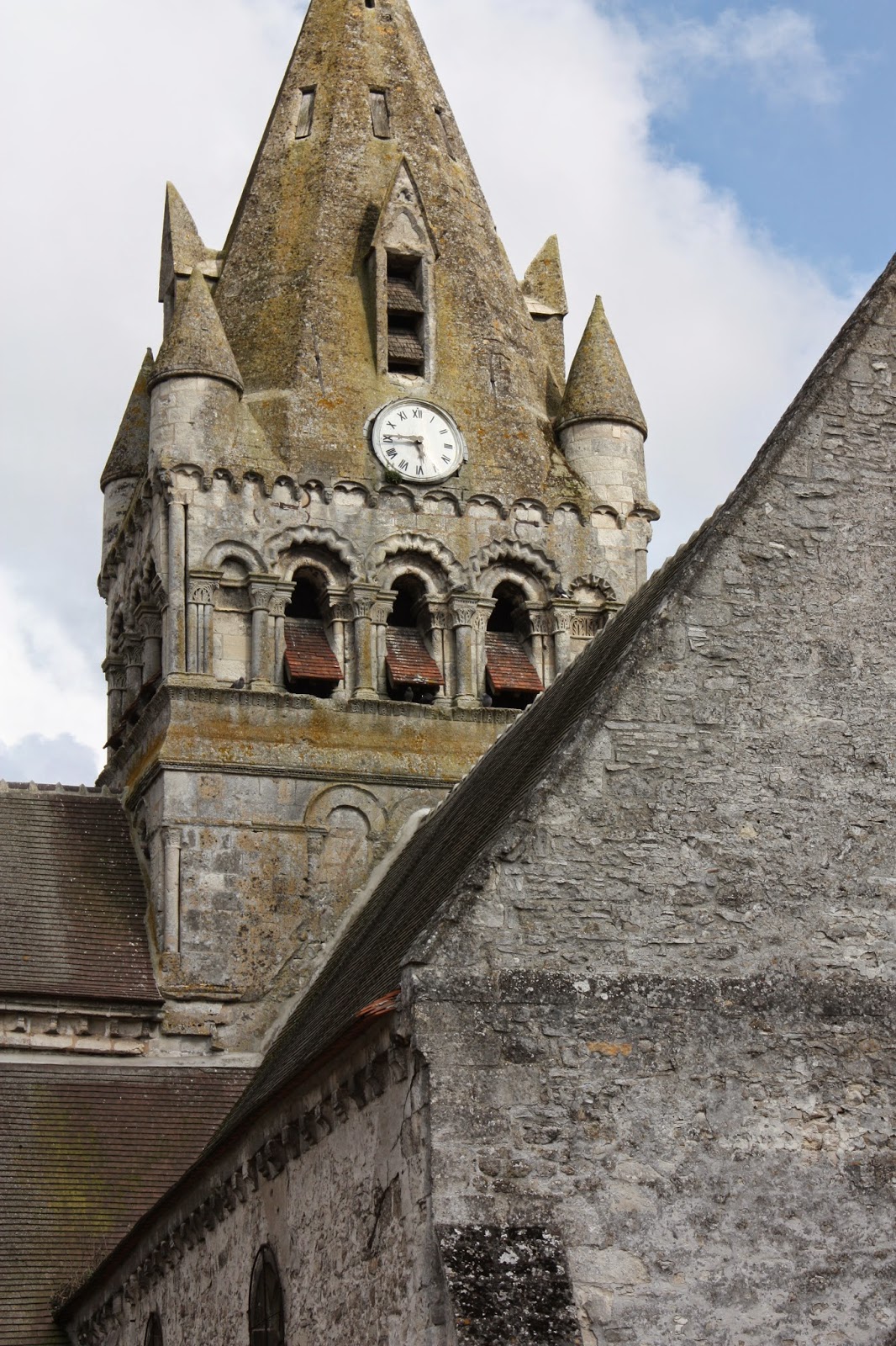 Atlas roman: Rully - Eglise Saint-Rieul (60)