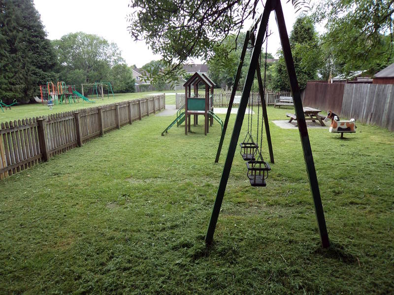 Stranger in Tavistock playground
