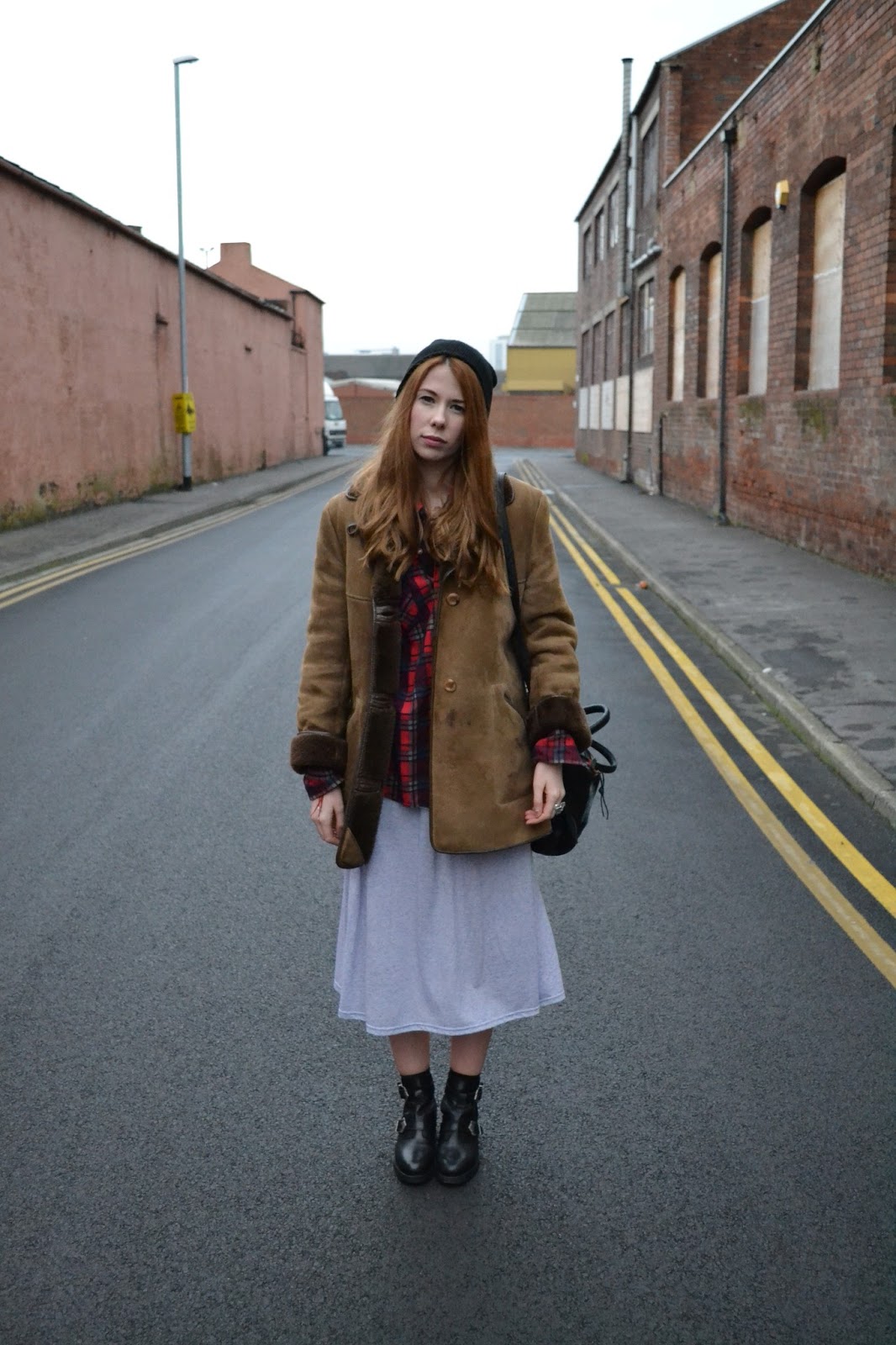 'Crazy Old bag lady!' Hollies Closet