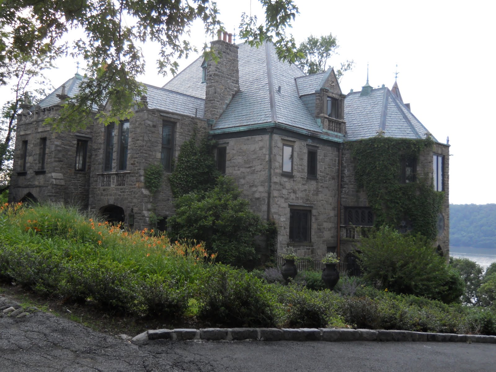 Beautiful Yonkers The Castle of Yonkers