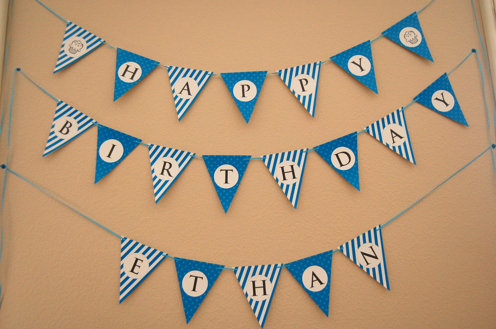 flipawoo-invitation-and-party-designs-happy-birthday-bunting-banner