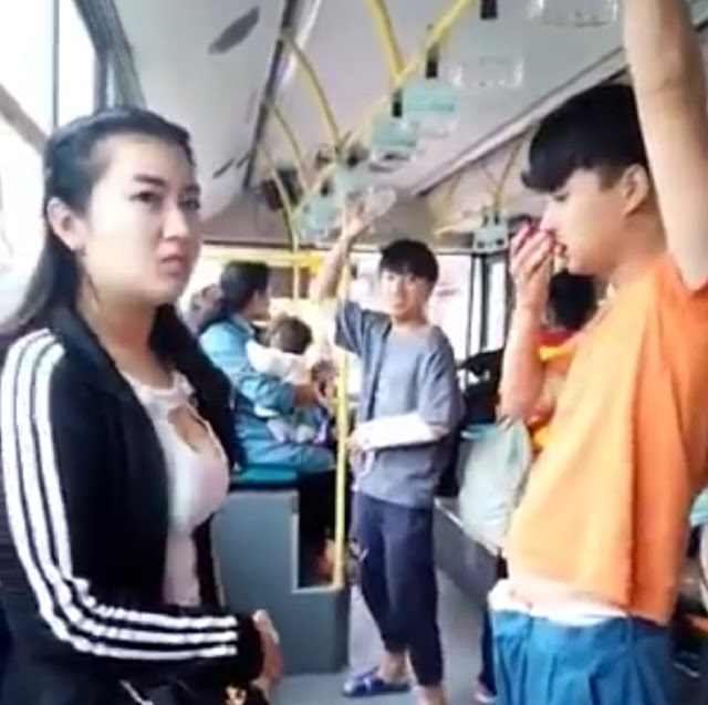 Man Literally Experienced 'Nosebleed' After Staring At The Chest Of This Beautiful Woman For Too Long! Man Literally Experienced 'Nosebleed' After Staring At The Chest Of This Beautiful Woman For Too Long!