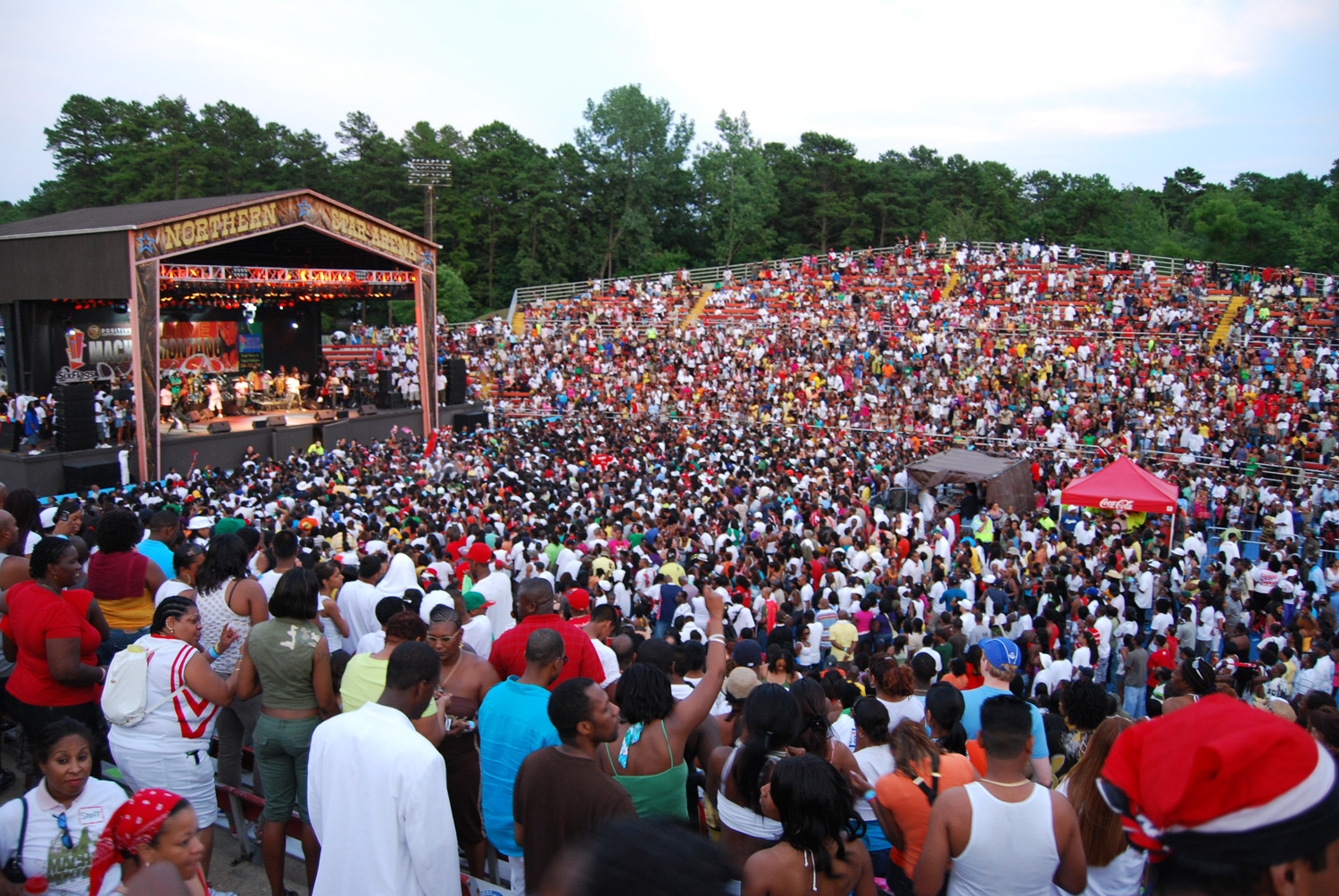 Six Flags Caribbean Concert in AUGUST - TriniFly Promotions: VOLUNTEER Six Flags Caribbean Concert in AUGUST - TriniFly Promotions: VOLUNTEER