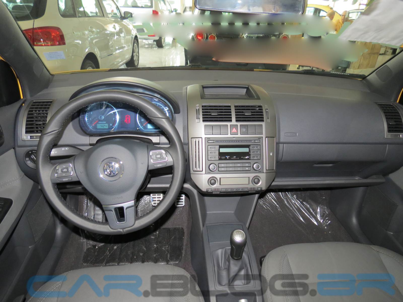 polo hatch 2013 completo