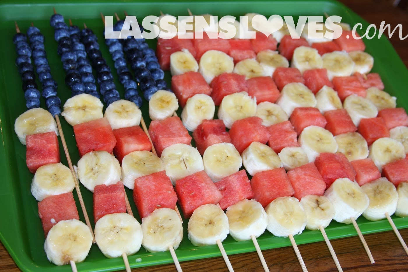 lassensloves.com, Lassen's, Lassens, 4th+of+July, fruit+platter