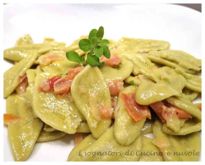 I sognatori di Cucina e nuvole RICETTA PASTA CON PROSCIUTTO CRUDO E