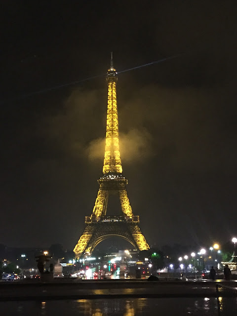 Oh So T - Paris travel guide things to do - eiffel tower