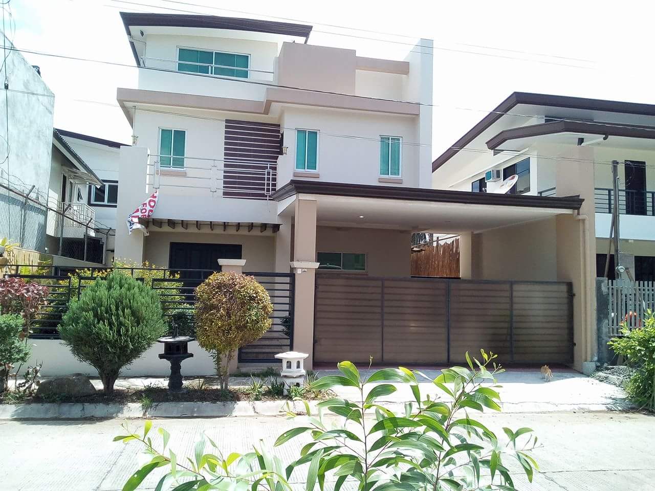Davao Home Provider For sale house and lot at Robinsons Highland, Davao City (fully furnished)