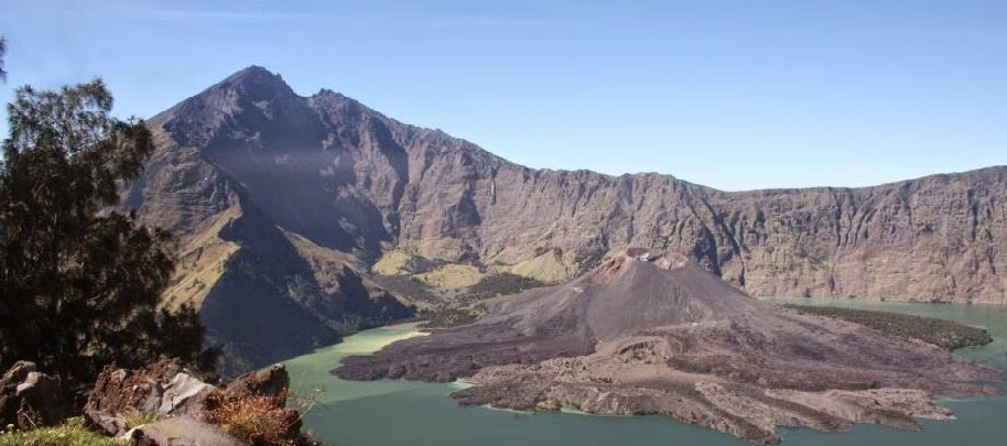 Mt Rinjani, Lombok, Indonesia