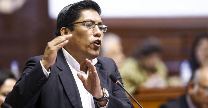 Fuerza Popular actuó en forma desleal frente a diálogo con maestros, afirma Zeballos Fuerza Popular actuó en forma desleal frente a diálogo con maestros, afirma Zeballos