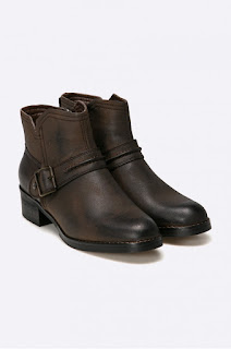 Botine de iarna de femei imblanite fara toc, maro la reducere Big Star Botine de iarna de femei imblanite fara toc, maro la reducere Big Star