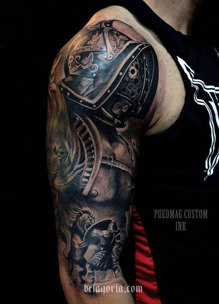 Impresionante tatuaje de gladiador de Luis Fernando Puedmag Vinueza.