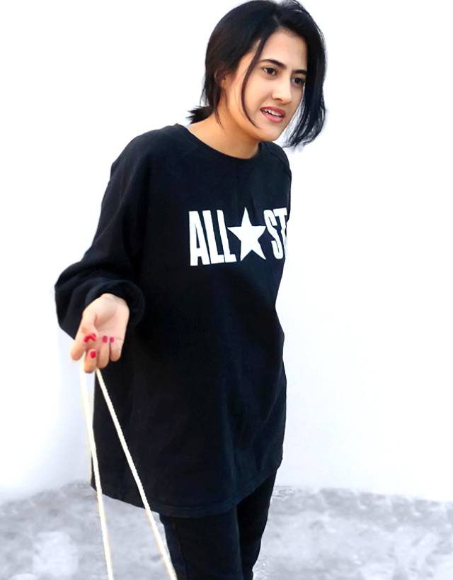 All star black sweatshirt , indian fashion blogger ,thestylepanorama