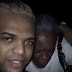 Video – El Mayor clasico con mucho sentimiento bachateando en las calles Video – El Mayor clasico con mucho sentimiento bachateando en las calles
