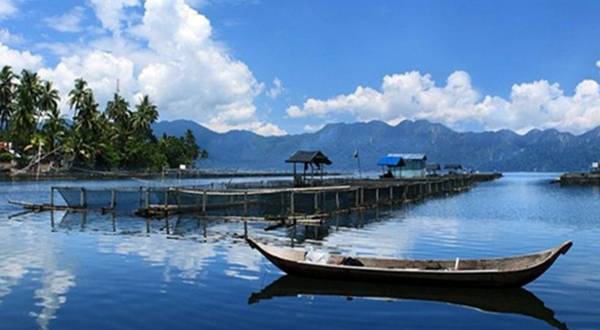 Objek wisata danau di Sumatera Barat