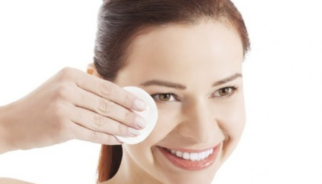 Oh No! Kesalahan Makeup Setelah Sholat Ini Sering Banget Dilakukan Oh No! Kesalahan Makeup Setelah Sholat Ini Sering Banget Dilakukan