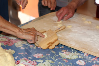 Spinning Babies Why travel as a tourist? 