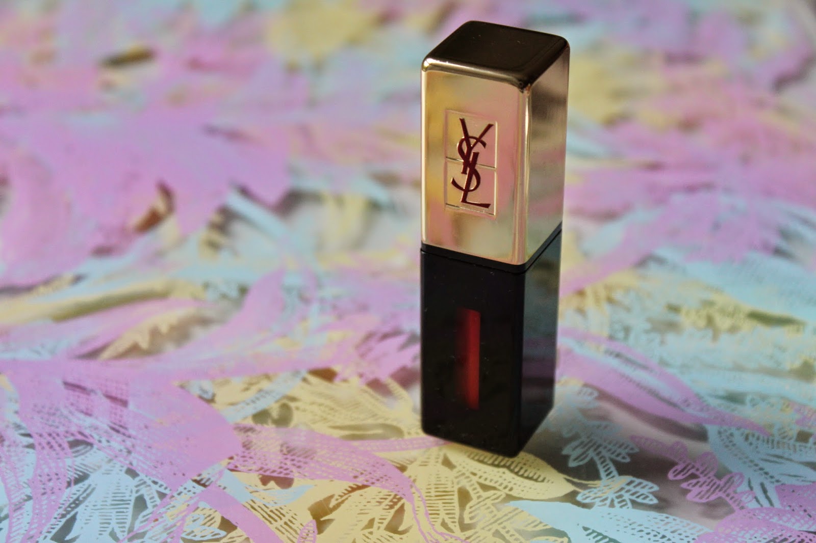 #RedLipstick - YSL Rouge pur Couture 9 Rouge Laque