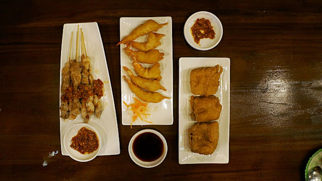 Trio kudapan ala RedZone Cafe Trio kudapan ala RedZone Cafe