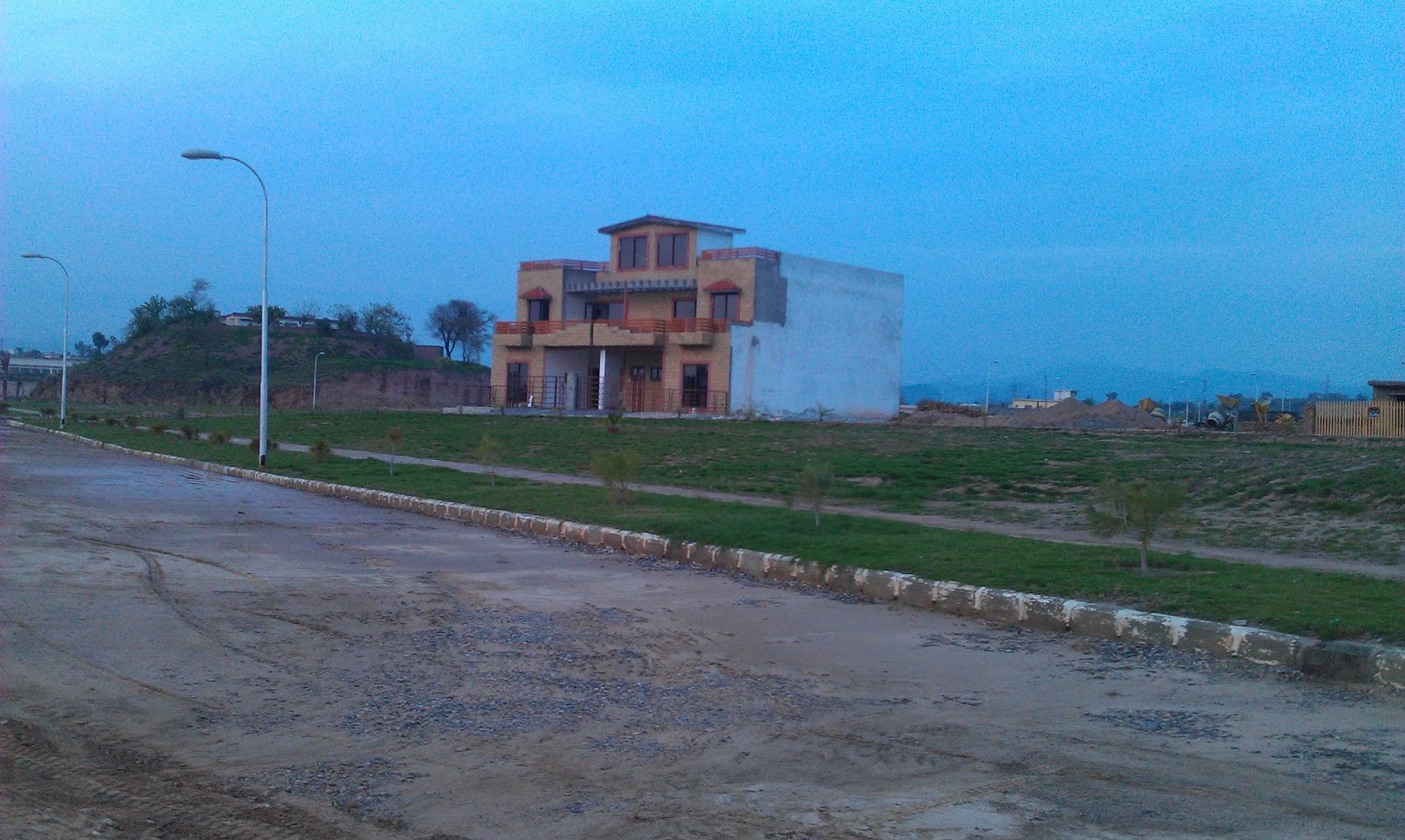 Real Estate Business B Block , 5 Marla Plot in Royal City, Islamabad