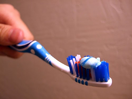 Frugal Living SG - Practical tips to getting rich slowly: Toothpaste ...