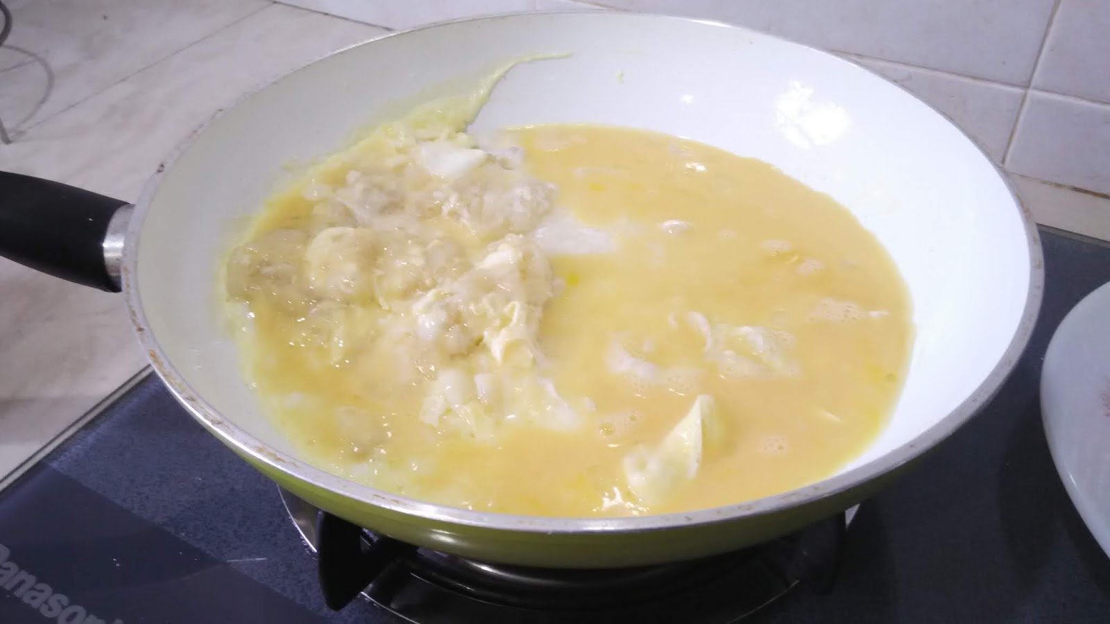 FRIED NECK CLAM OMELETTE