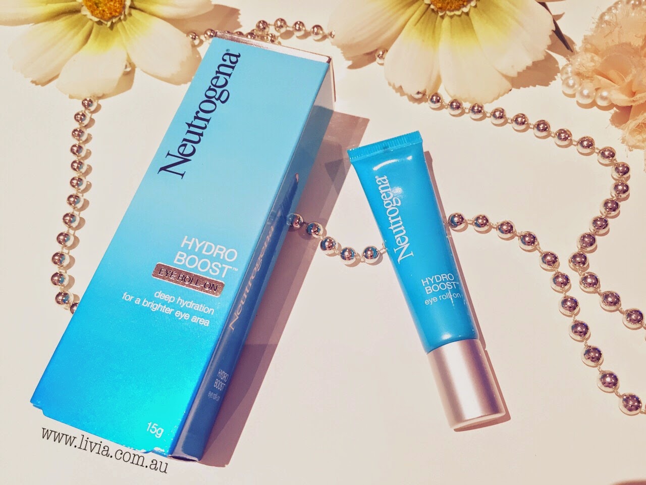 neutrogena eye roll on