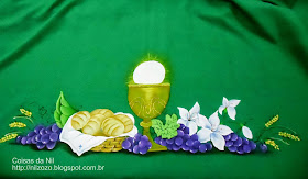 toalha verde pintada para altar da igreja