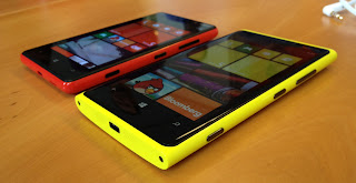 Nokia Lumia 920 mobile images