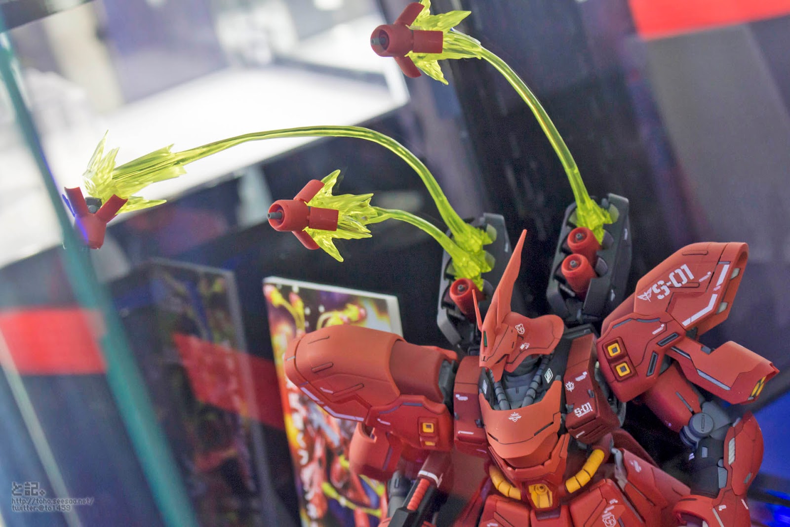 GUNDAM GUY PBandai Exclusive MG 1/100 Sazabi Ver Ka & RE/100