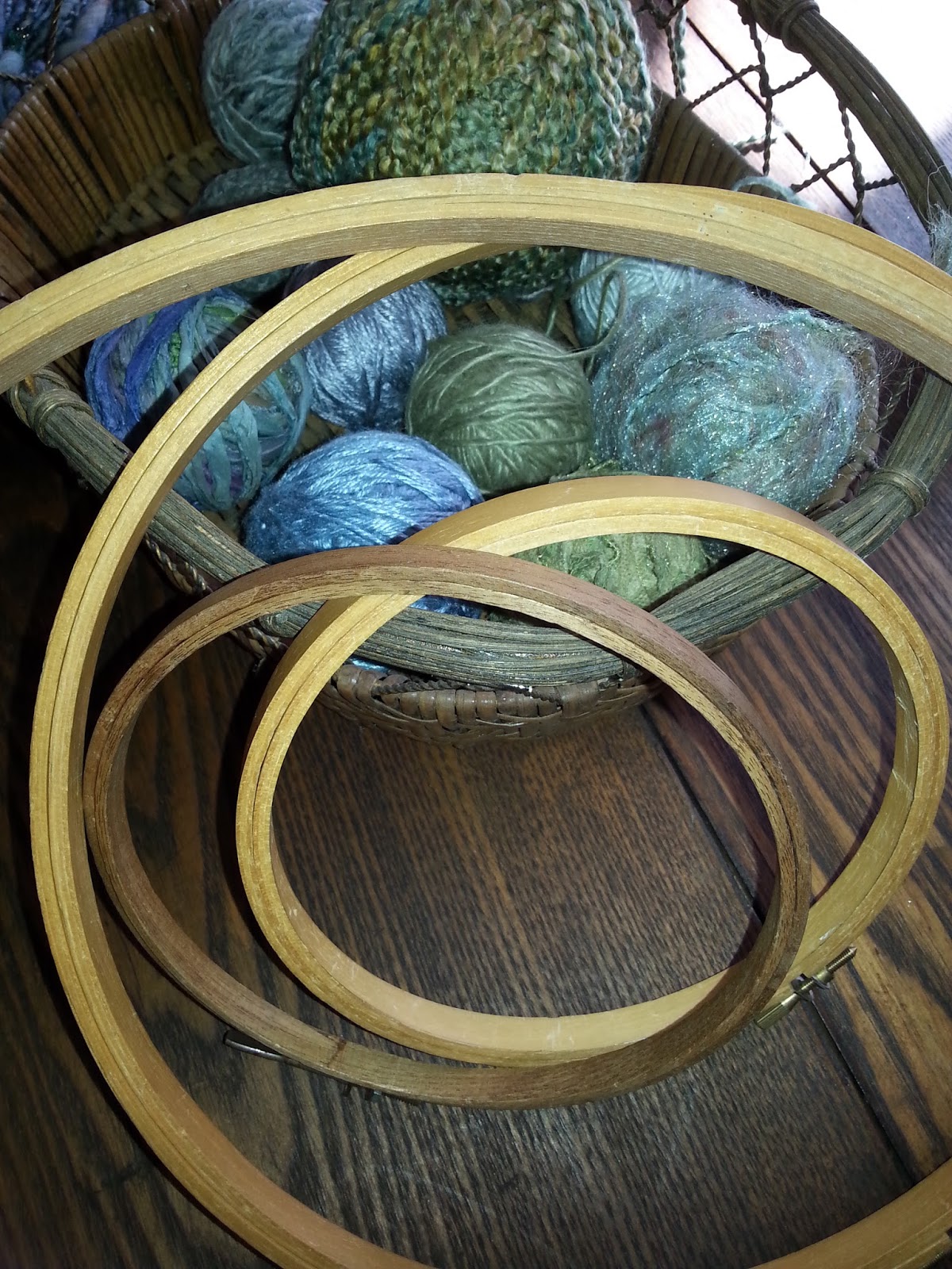 Punch needle tips at briar cottage hoops vs frames Punch needle tips at briar cottage hoops vs frames