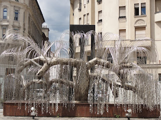 Memorial of the Hungarian Jewish Martyrs - a weeping willow bearing names of the 400,000 Hungarian Jews murdered by the Nazis