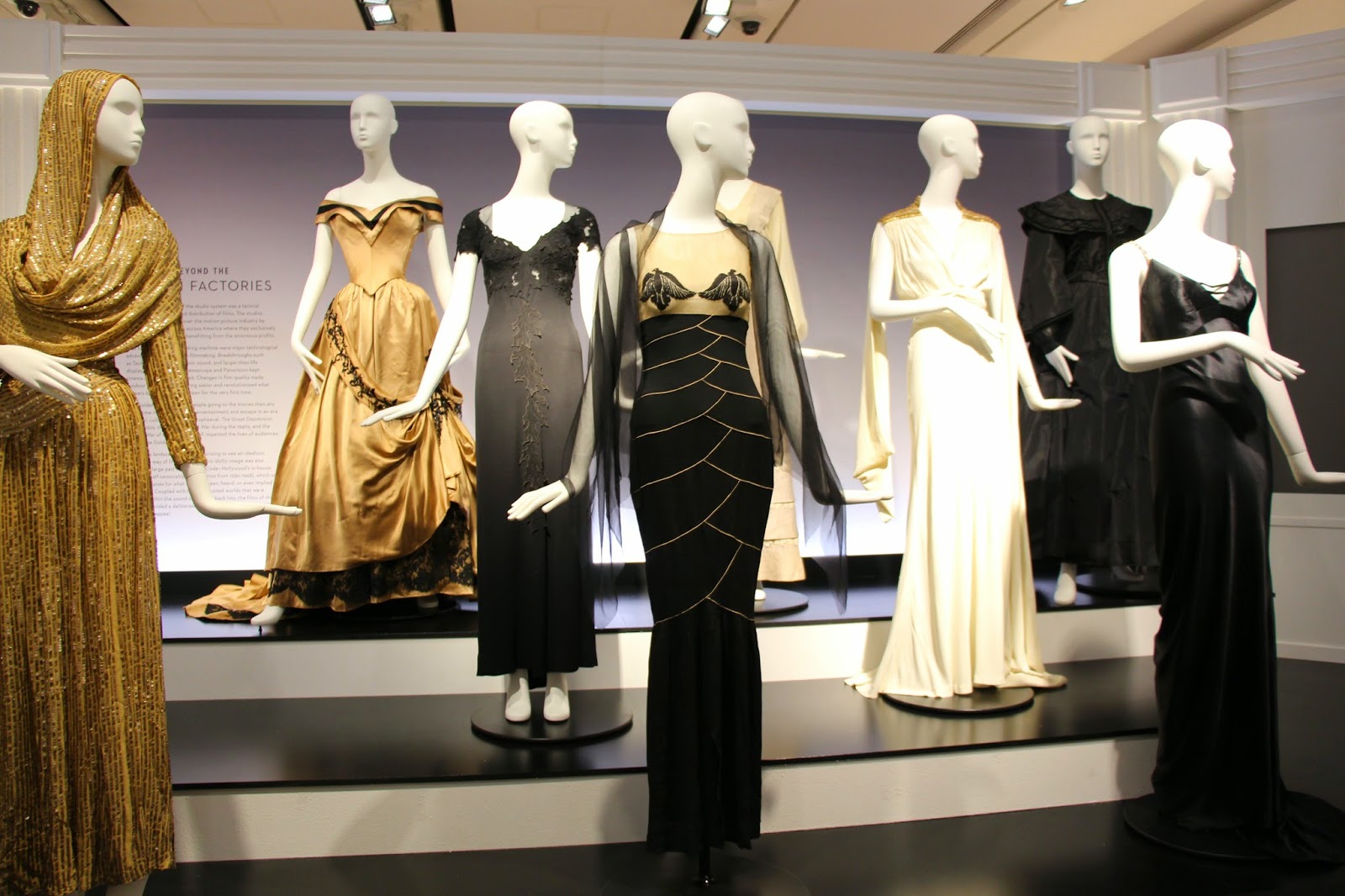 THE VINTAGE FILM COSTUME COLLECTOR COSTUMES FROM THE GOLDEN AGE OF HOLLYWOOD!