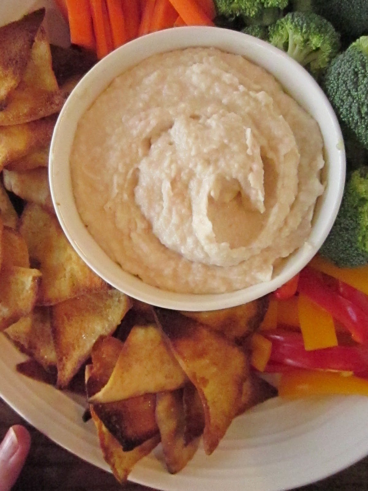 Sunday Snackday Roasted Garlic White Bean Dip with Homemade Pita Chips