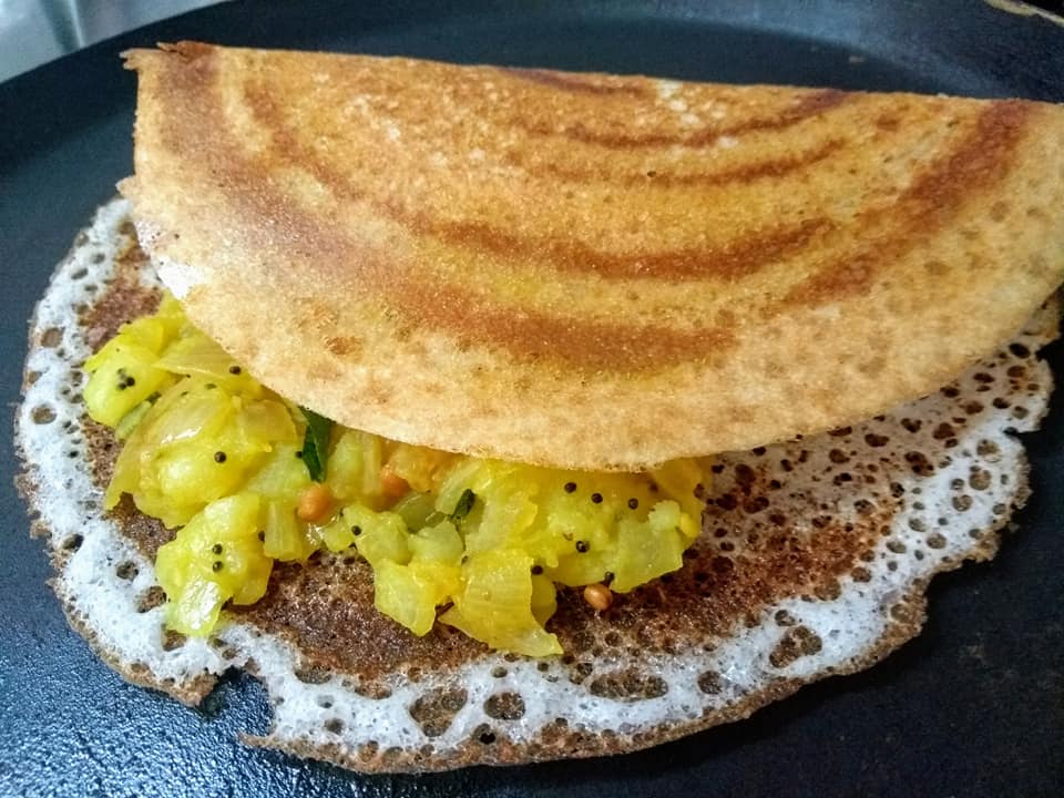 Crispy Masala dosa with onion chutney