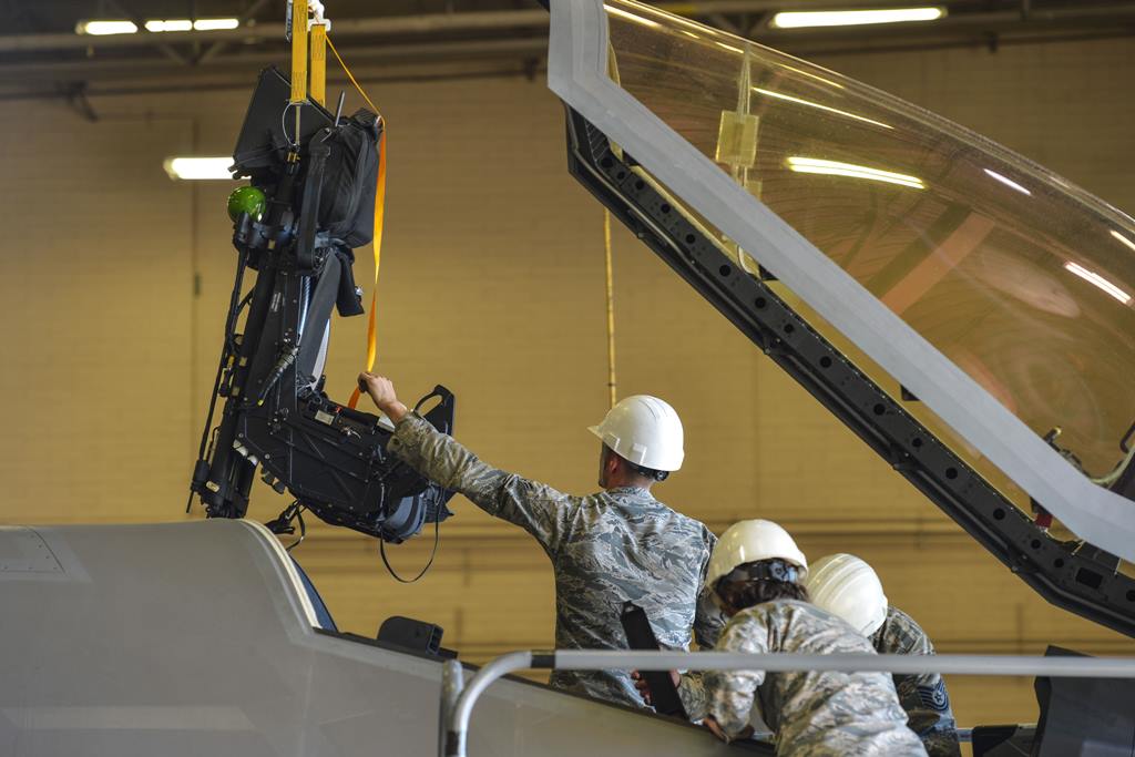 LUKE F35 JETS RECEIVE UPGRADED EJECTION SEATS TO REMOVE PILOT WEIGHT LIMIT Blog Before Flight