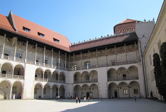 Kraków. Dziedziniec na Zamku Wawelskim.