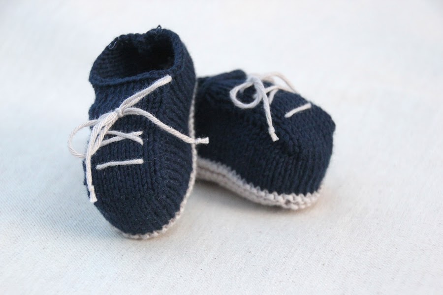 DIY como hacer patucos bebe de lana dos agujas (patrón patucos gratis)