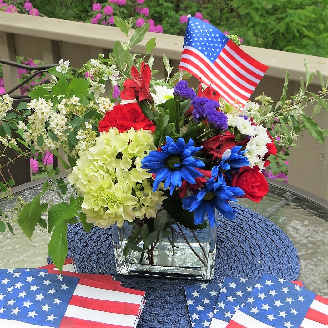 DesignsandEvents My Happy Fourth of July Garden