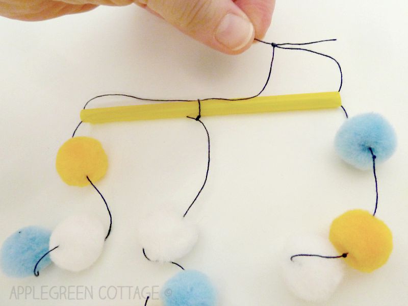 DIY Crib Mobile {Easy & Cute} AppleGreen Cottage