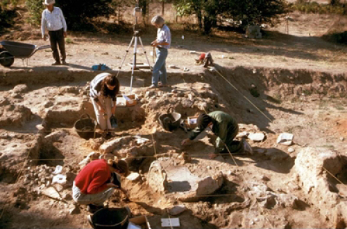 Arqueologia: DEFINICIÓN Y EVOLUCIÓN DEL CONCEPTO DE ARQUEOLOGÍA.
