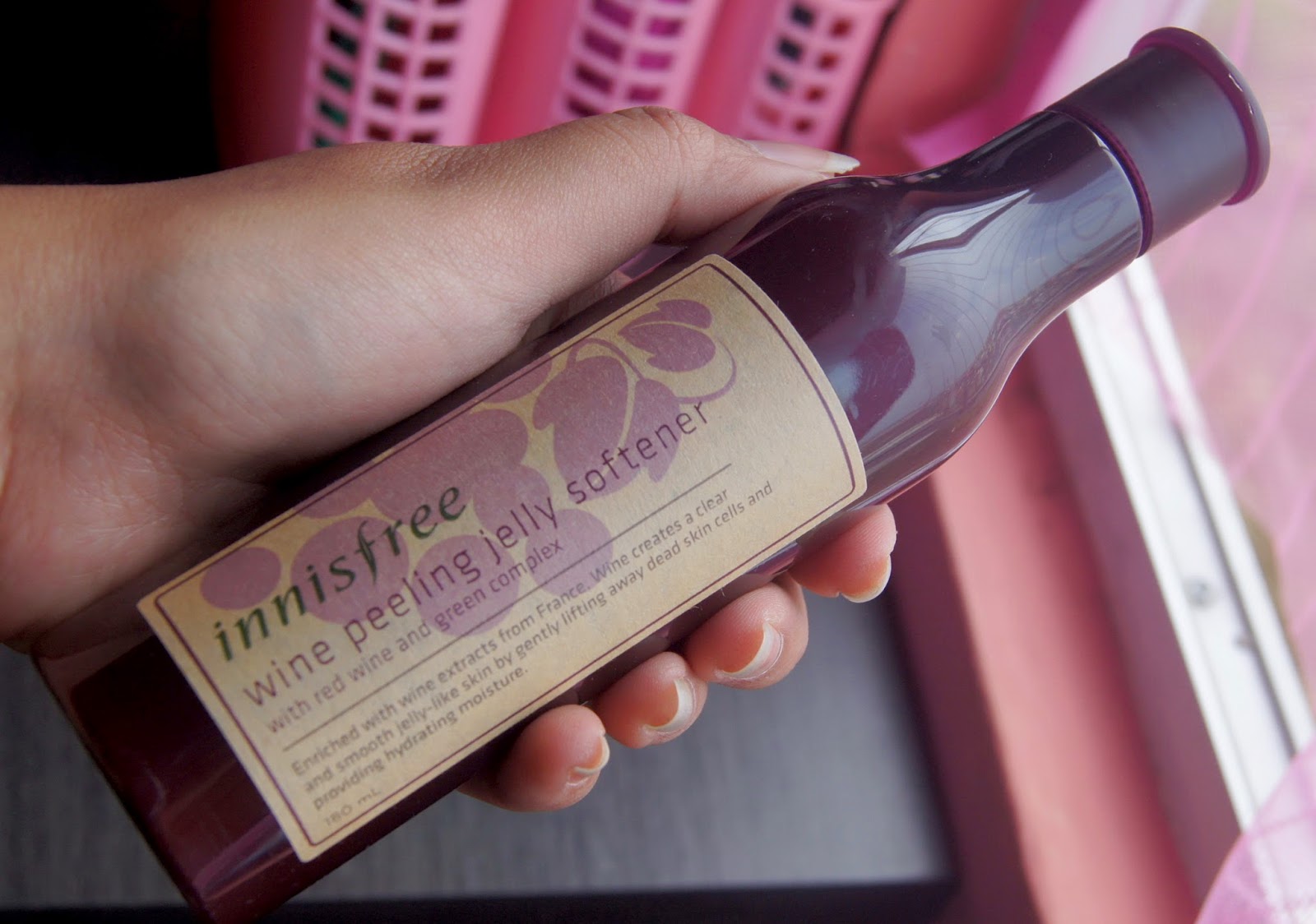 Hi... Beautiful Review Innisfree Wine Peeling Jelly Softener
