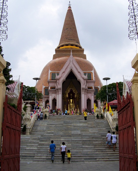 Wat Phra Pathom Chedi Ratchaworaviharn