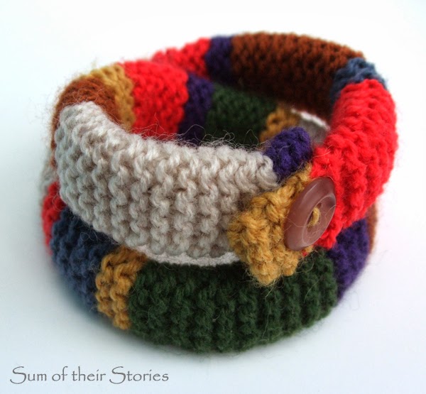 knitted bracelets 